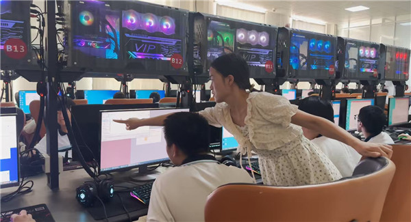 电子商务专业实训现场